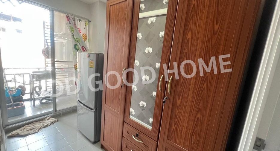 For sale 1 bed condo in Mueang Samut Prakan, Samut Prakan