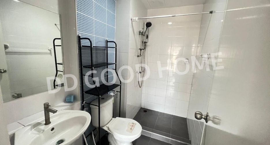 For sale 1 bed condo in Mueang Samut Prakan, Samut Prakan