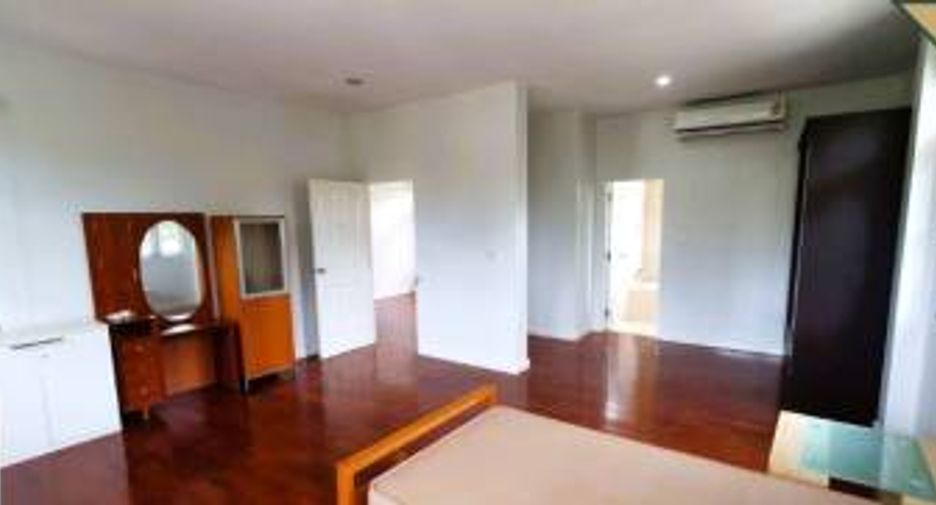 For rent 3 bedrooms house in Prawet, Bangkok