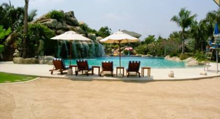 For rent 3 bedrooms house in Prawet, Bangkok