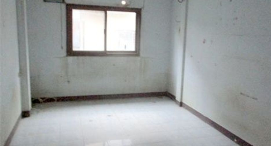 For sale 4 bedrooms house in Bang Kruai, Nonthaburi