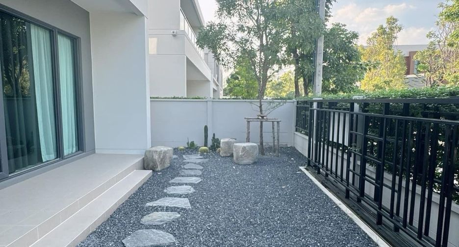 À louer et à vendre 4 chambres maison à Bang Phli, Samut Prakan