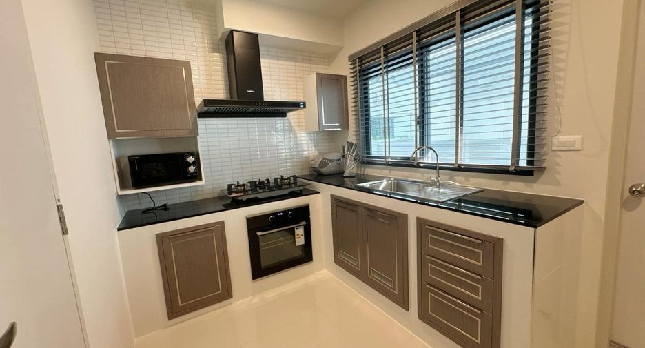 À louer et à vendre 4 chambres maison à Bang Phli, Samut Prakan