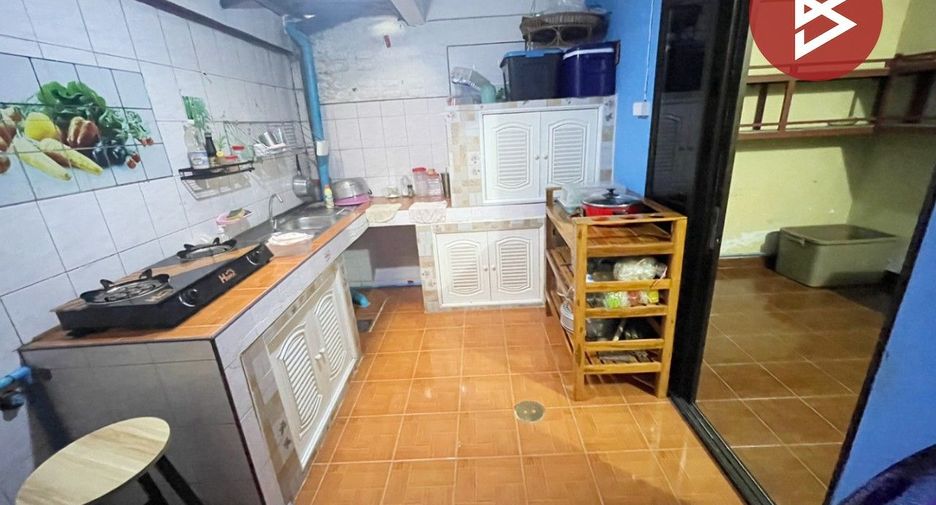 For sale 2 bed townhouse in Phutthamonthon, Nakhon Pathom