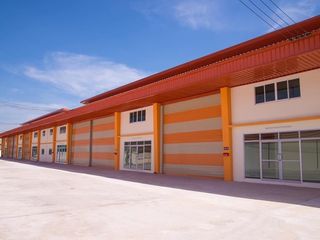 For sale warehouse in Mueang Samut Prakan, Samut Prakan