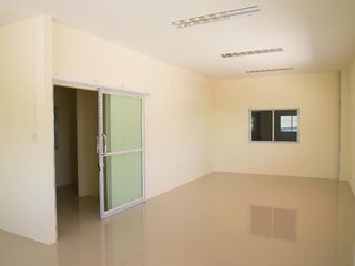 For sale warehouse in Mueang Samut Prakan, Samut Prakan