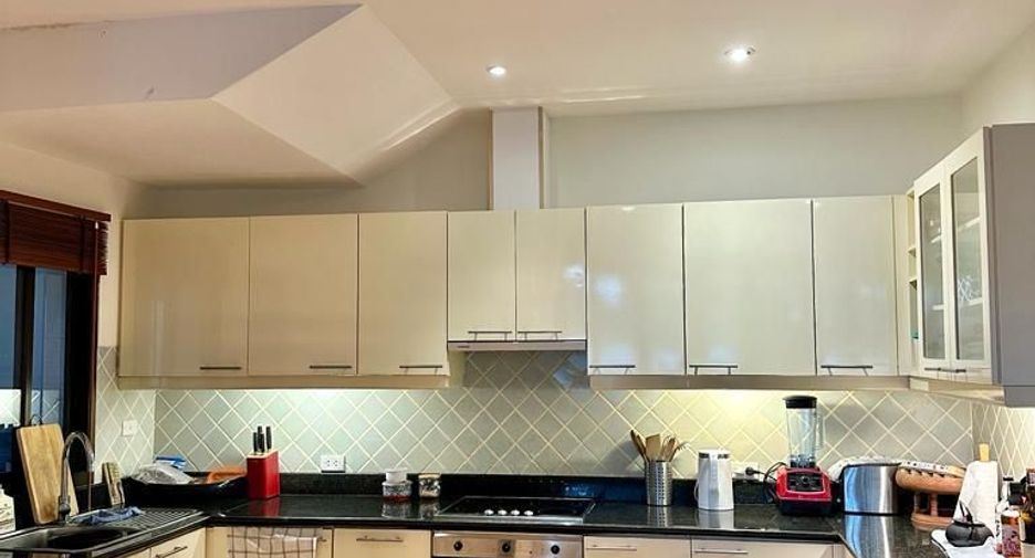 For sale 4 bed house in Thalang, Phuket