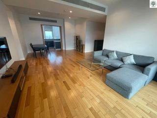 For sale 3 bedrooms condo in Khlong Toei, Bangkok