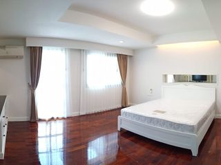 Apartment zur Miete mit 3 Zimmer in Khlong Toei, Bangkok