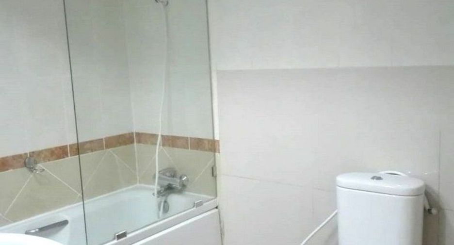 Wohnung zur Miete mit 2 Zimmer in Khlong Toei, Bangkok