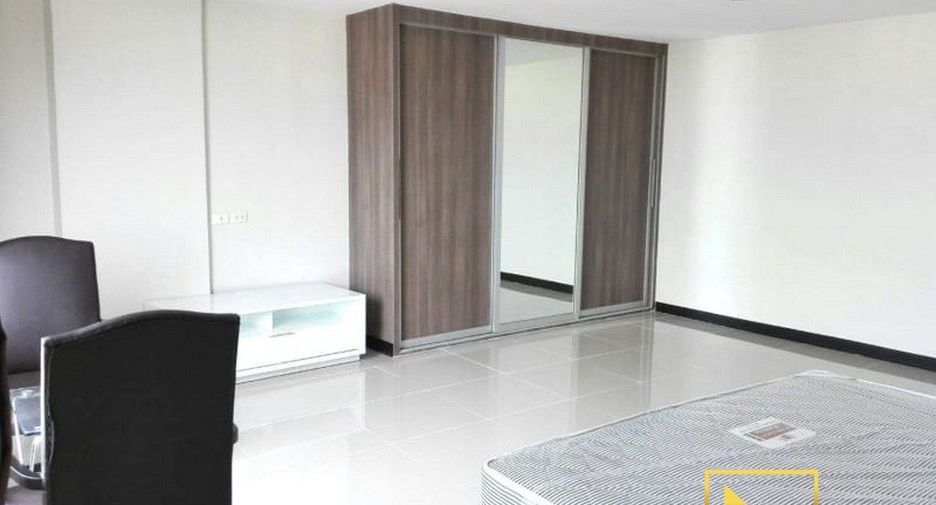Wohnung zur Miete mit 2 Zimmer in Khlong Toei, Bangkok