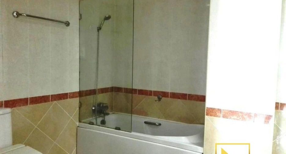 Wohnung zur Miete mit 2 Zimmer in Khlong Toei, Bangkok