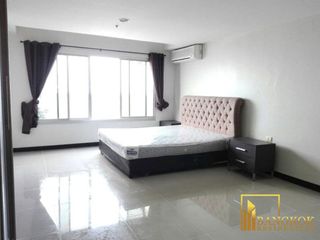 For rent 2 ベッドルーム condo in Khlong Toei, Bangkok