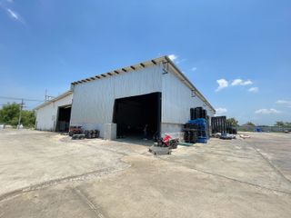 For rent and for sale 3 bed warehouse in Phanat Nikhom, Chonburi