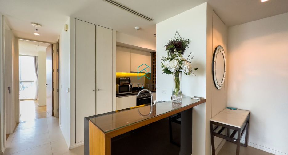 For rent 2 ベッドルーム condo in Sathon, Bangkok