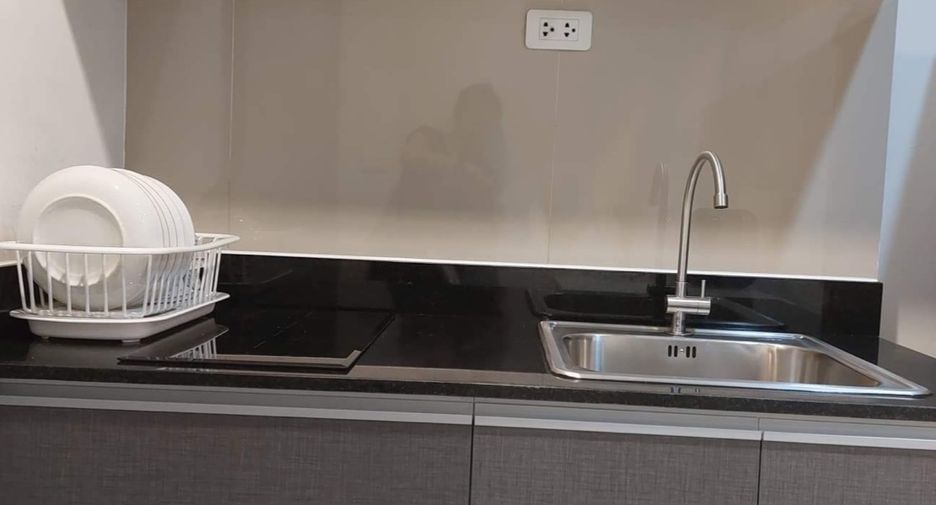For sale 1 bed condo in Bang Kapi, Bangkok