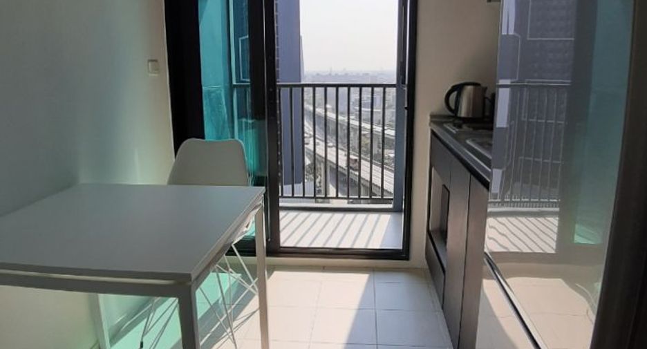 For sale 1 bed condo in Bang Kapi, Bangkok