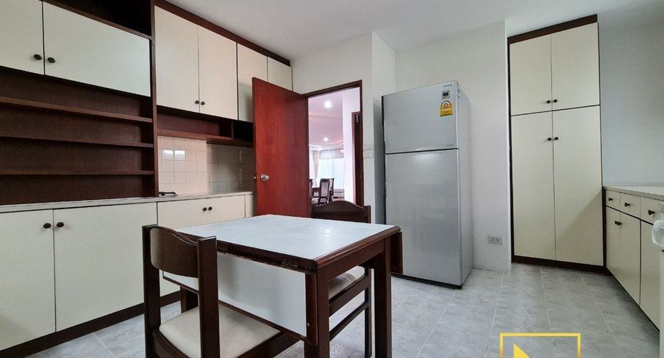 For rent 3 ベッドルーム apartment in Watthana, Bangkok