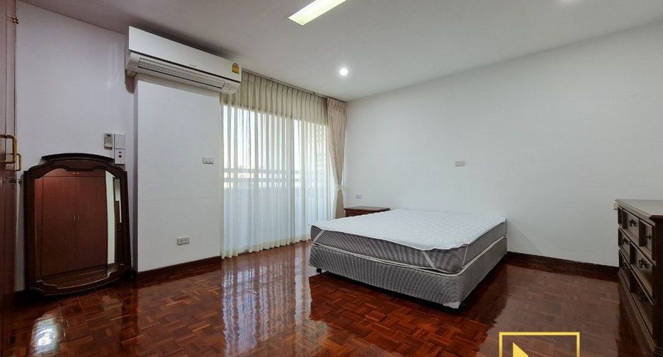 For rent 3 ベッドルーム apartment in Watthana, Bangkok