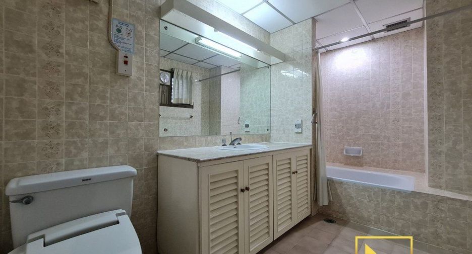 For rent 3 ベッドルーム apartment in Watthana, Bangkok