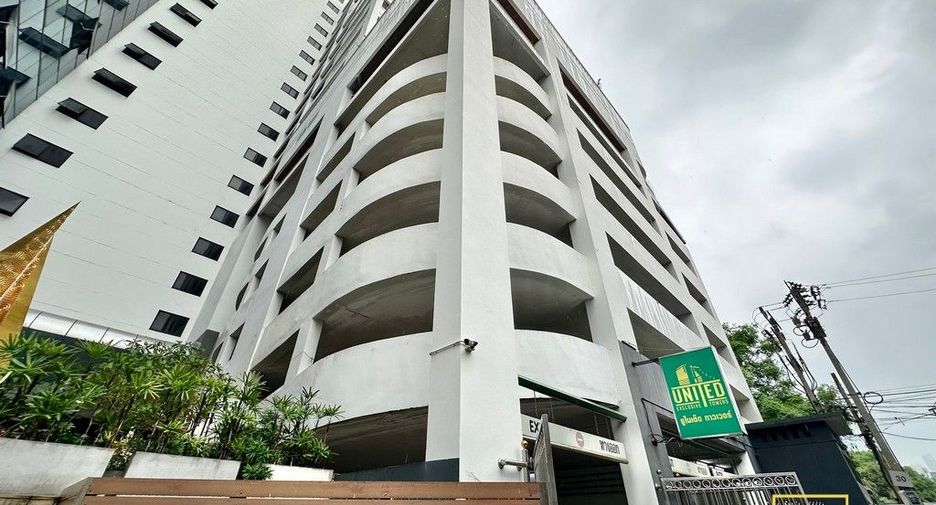 À louer 2 chambres condo à Watthana, Bangkok