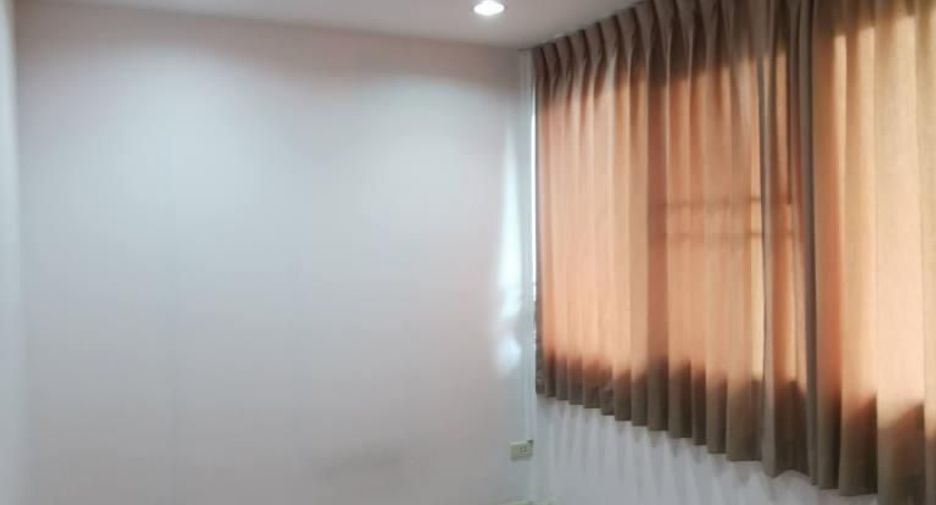 À louer 1 chambre maison de ville à Phaya Thai, Bangkok