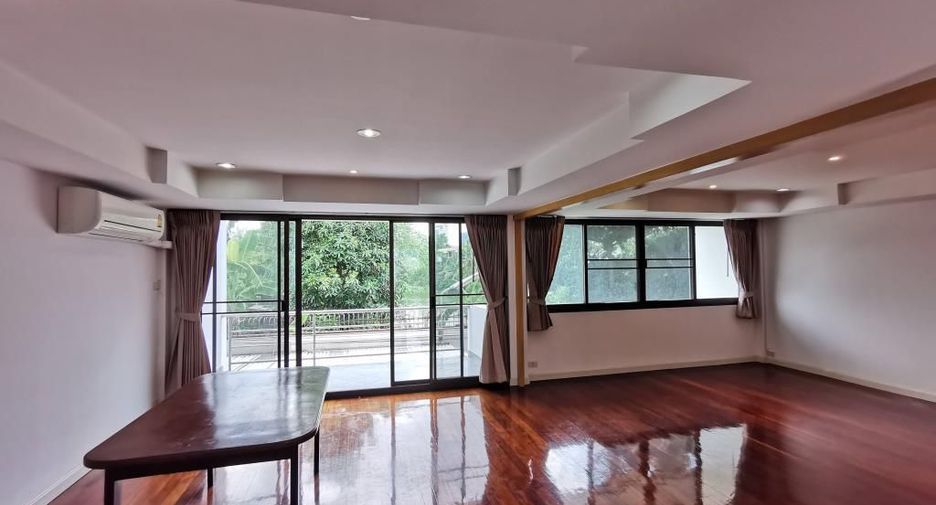 À louer 1 chambre maison de ville à Phaya Thai, Bangkok