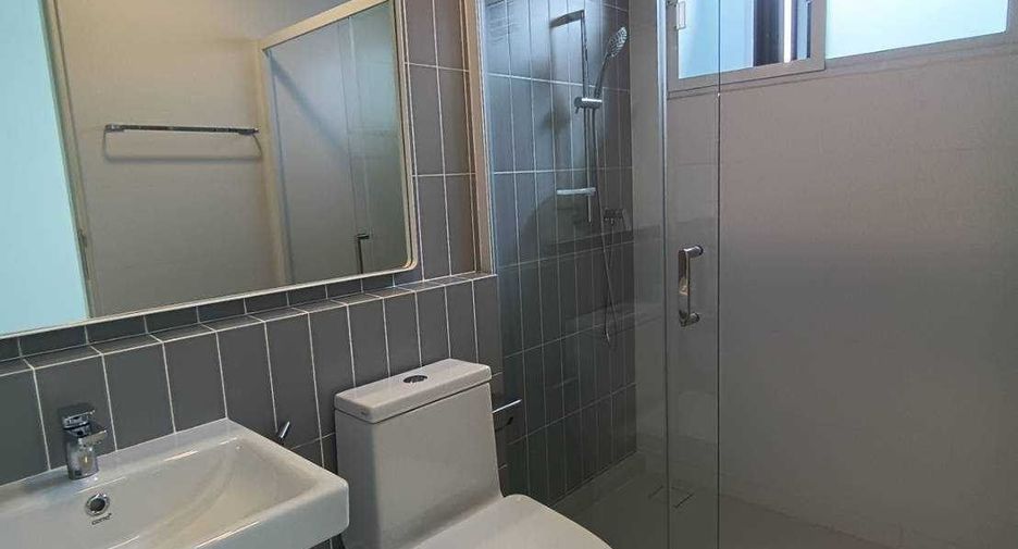 For rent and for sale 3 bedrooms townhouse in Phra Samut Chedi, Samut Prakan