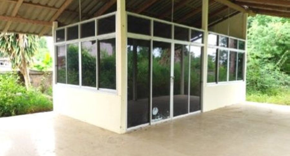 For sale 4 bedrooms house in Mueang Prachuap Khiri Khan, Prachuap Khiri Khan