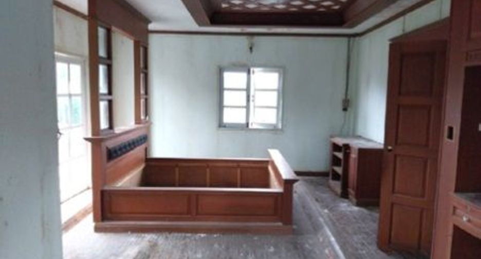 For sale 4 bedrooms house in Mueang Prachuap Khiri Khan, Prachuap Khiri Khan
