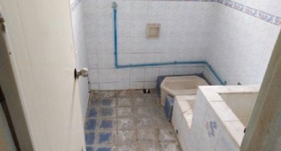 For sale 4 bedrooms house in Mueang Prachuap Khiri Khan, Prachuap Khiri Khan