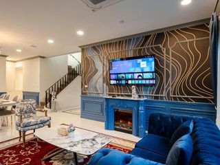 For rent and for sale 4 bedrooms house in Saphan Sung, Bangkok