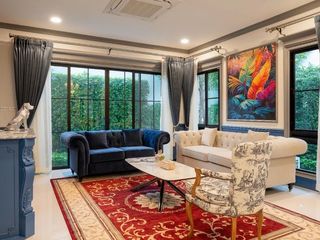 For rent and for sale 4 bedrooms house in Saphan Sung, Bangkok