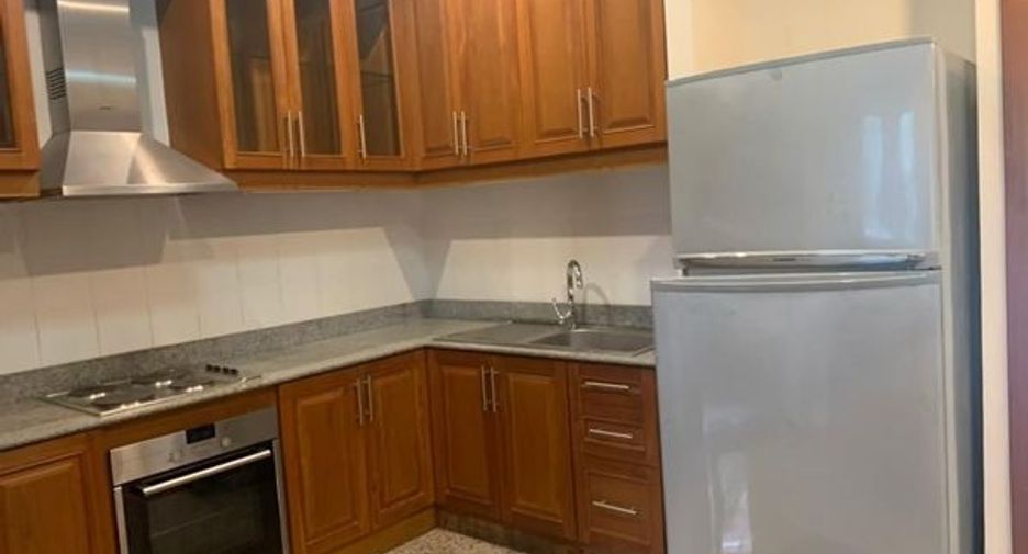 For rent 4 bedrooms house in Bang Na, Bangkok