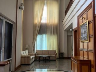 出租 4 卧室 独立屋 在 Bang Na, 曼谷