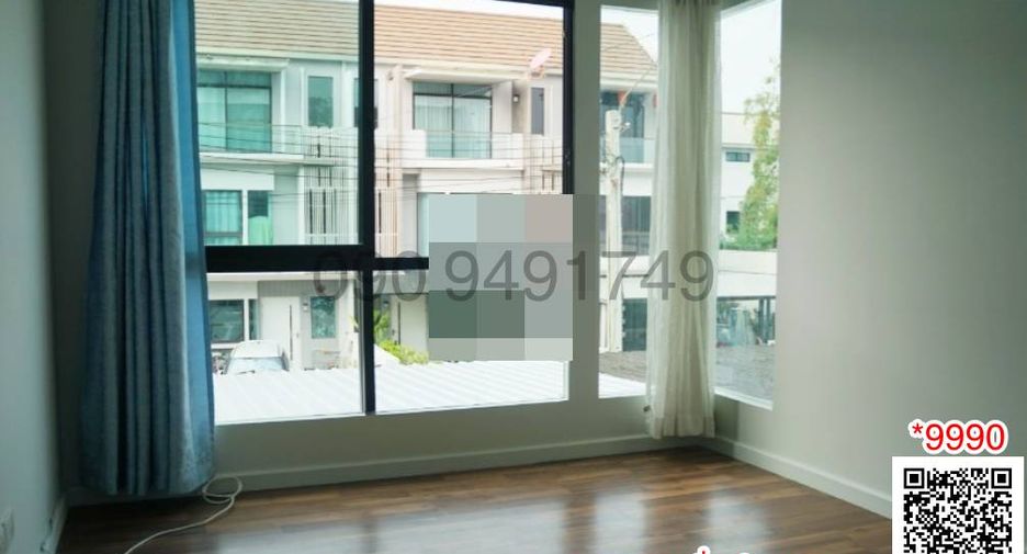 Casa adosada en venta de 3 habitaciones en Khan Na Yao, Bangkok