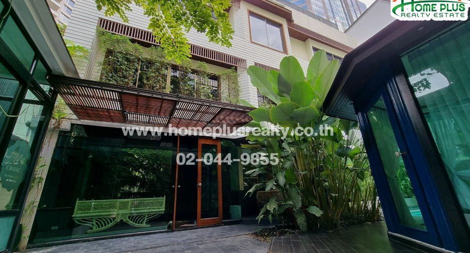 For sale 5 bed house in Pathum Wan, Bangkok