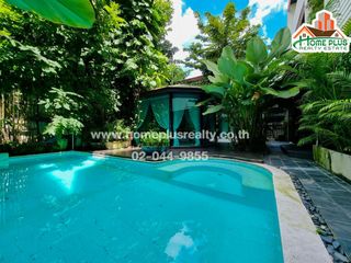 For sale 5 Beds house in Pathum Wan, Bangkok