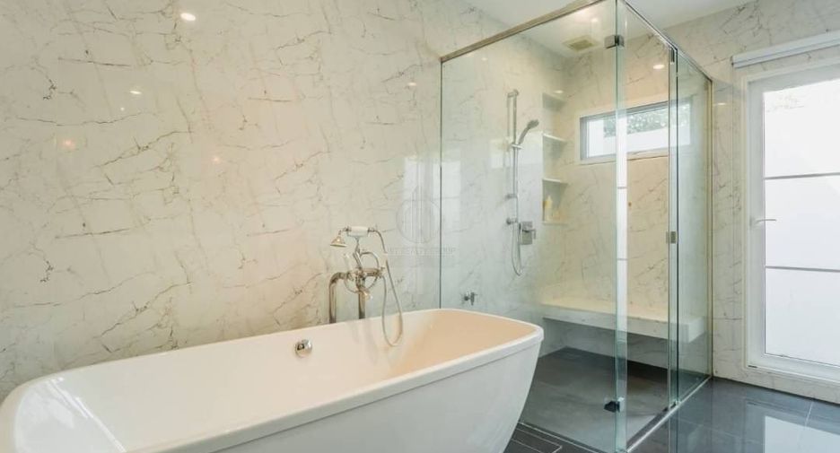 For rent 4 ベッドルーム house in Bang Phli, Samut Prakan
