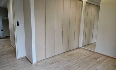 À vendre 2 chambres condo à Watthana, Bangkok