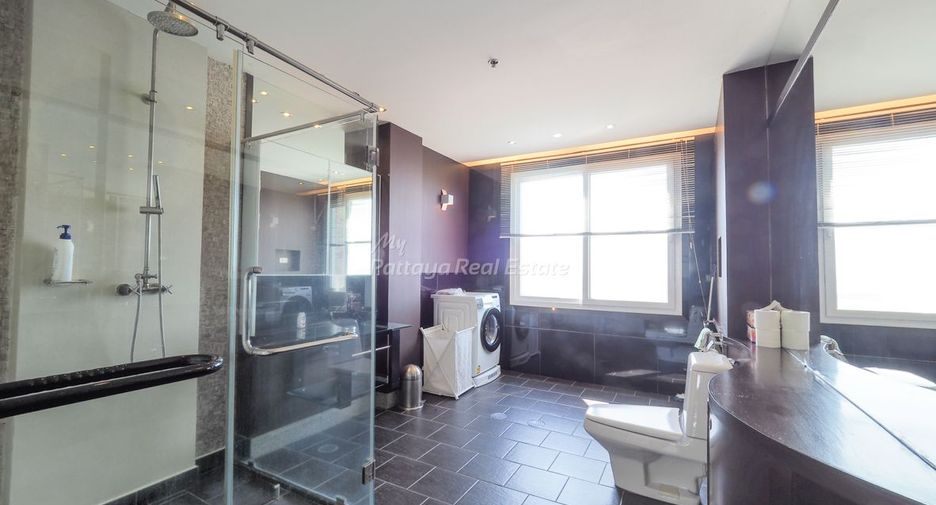 For sale 4 bedrooms condo in Bang Lamung, Chonburi