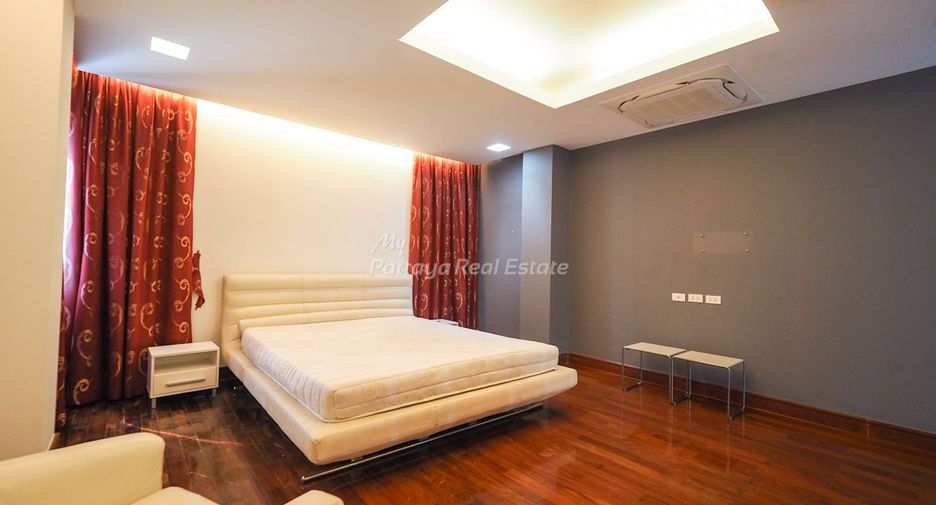 For sale 4 bedrooms condo in Bang Lamung, Chonburi