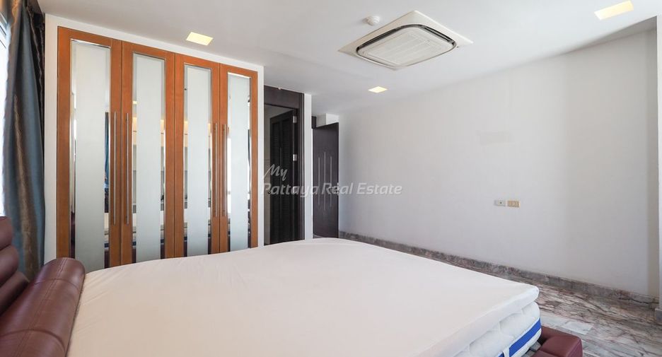 For sale 4 bedrooms condo in Bang Lamung, Chonburi