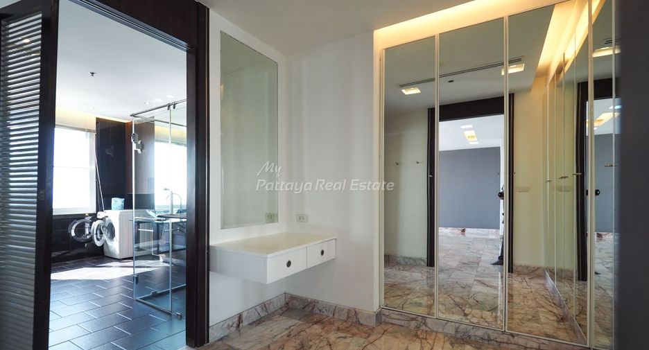 For sale 4 bedrooms condo in Bang Lamung, Chonburi