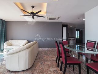 For sale 4 ベッドルーム condo in Bang Lamung, Chonburi