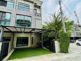 For rent 2 bed townhouse in Bang Kruai, Nonthaburi