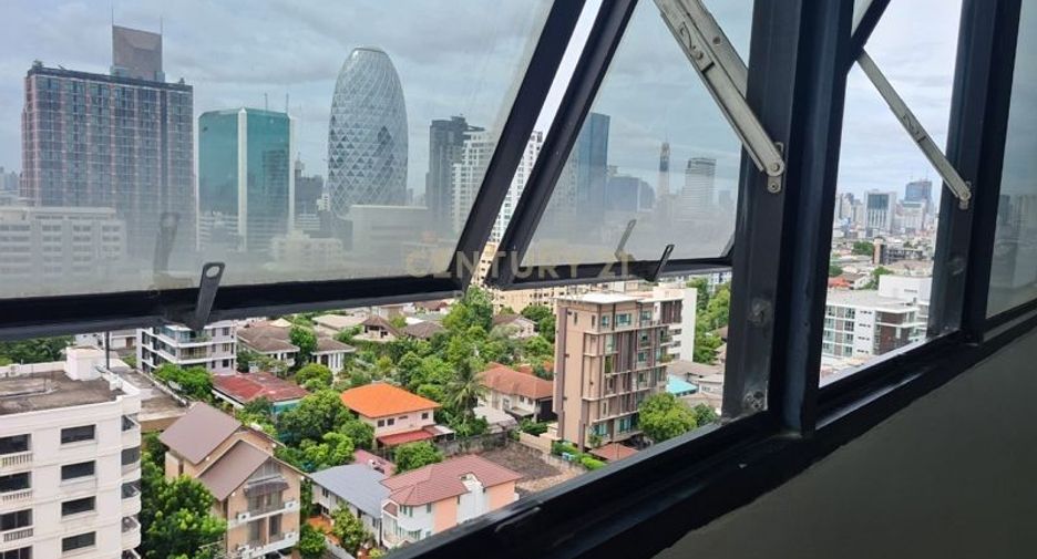 For sale 1 bed condo in Phaya Thai, Bangkok