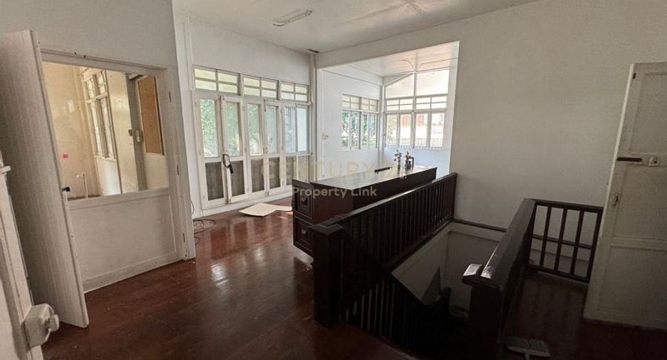 Casa en alquiler de 6 habitaciones en Phaya Thai, Bangkok
