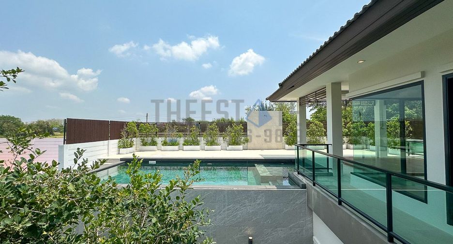 出售 4 卧室 别墅 在 San Kamphaeng, Chiang Mai