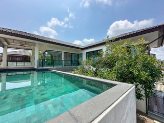 出售 4 卧室 别墅 在 San Kamphaeng, Chiang Mai
